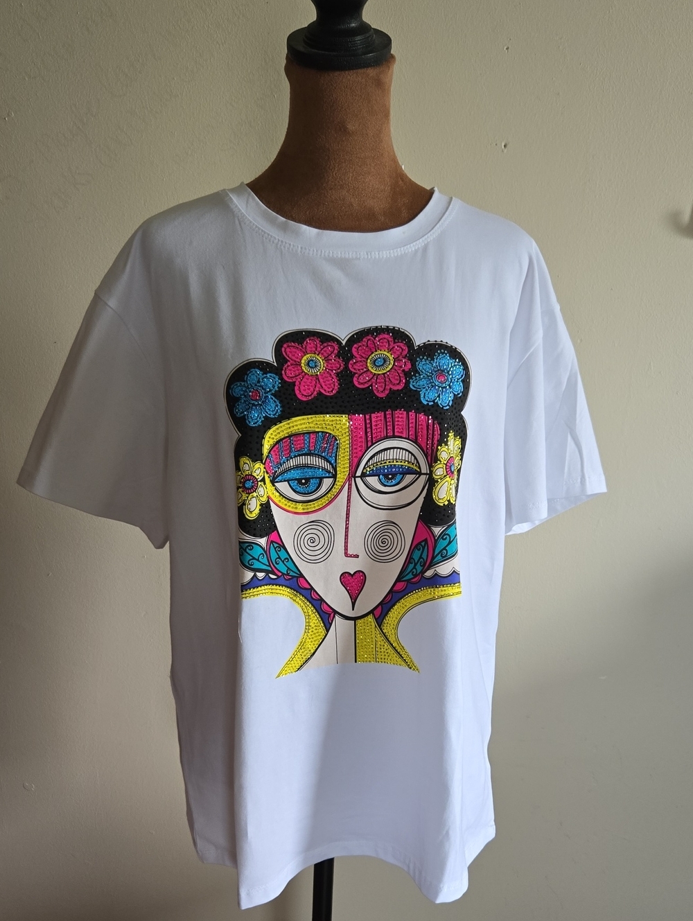 L104 La Diosa Bold Graphic Tee Cubism Pop Art Relaxed Fit Abstract Novelty Crew